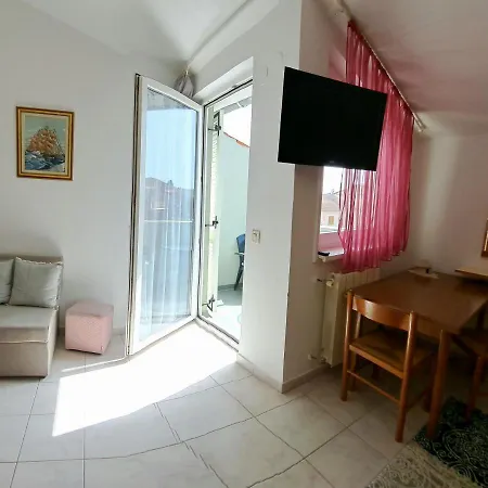 Studio Apartman Olivera Rovinj Exterior foto